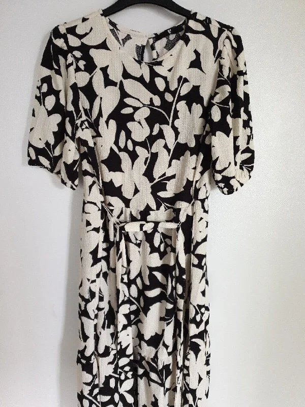 Mono Print Midi Dress Black/White UK 10 **** Ref V554