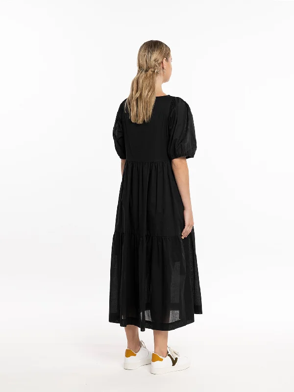 X.Lab Natural Light Dress - Black