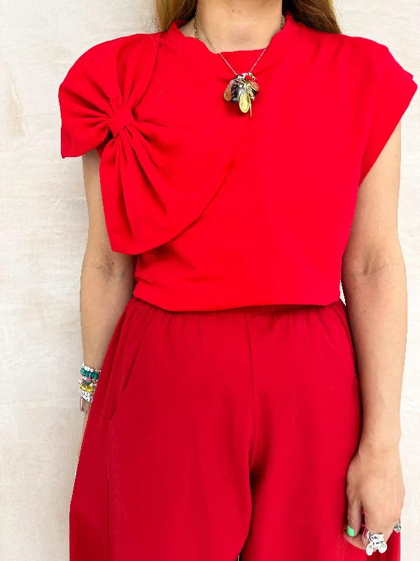 Bow Detail T-Shirt In red