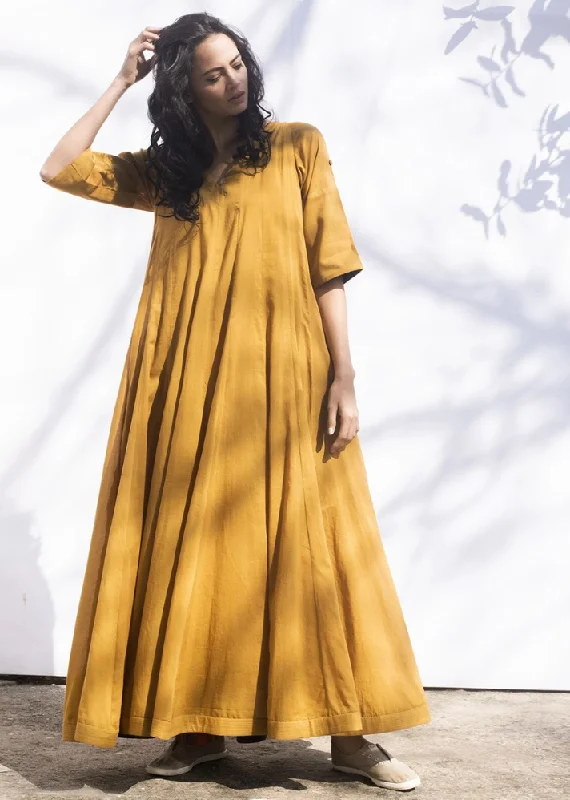 Ochre gown